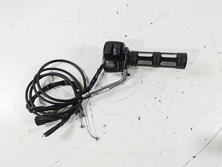 2012 Harley VRSCF Muscle V Rod Right Hand Control Switch - Read 71684-06A {{ shop.shopifyCountryName }} - Mototech271