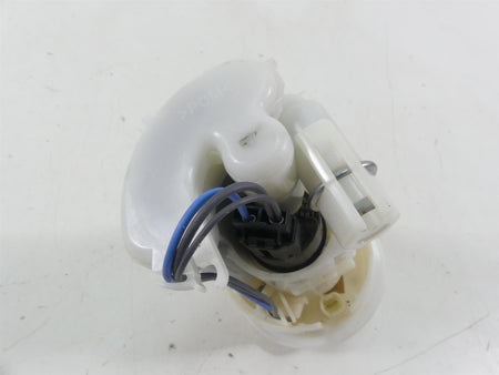 2019 Triumph Street Triple 765R Denso Fuel Gas Petrol Pump - Tested T2400735 {{ shop.shopifyCountryName }} - Mototech271