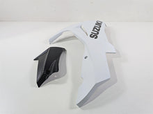 Load image into Gallery viewer, 2024 Suzuki GSXR600 Oem Right Side Lower Main Fairing Set 94450-14JA0 94471-14J0
