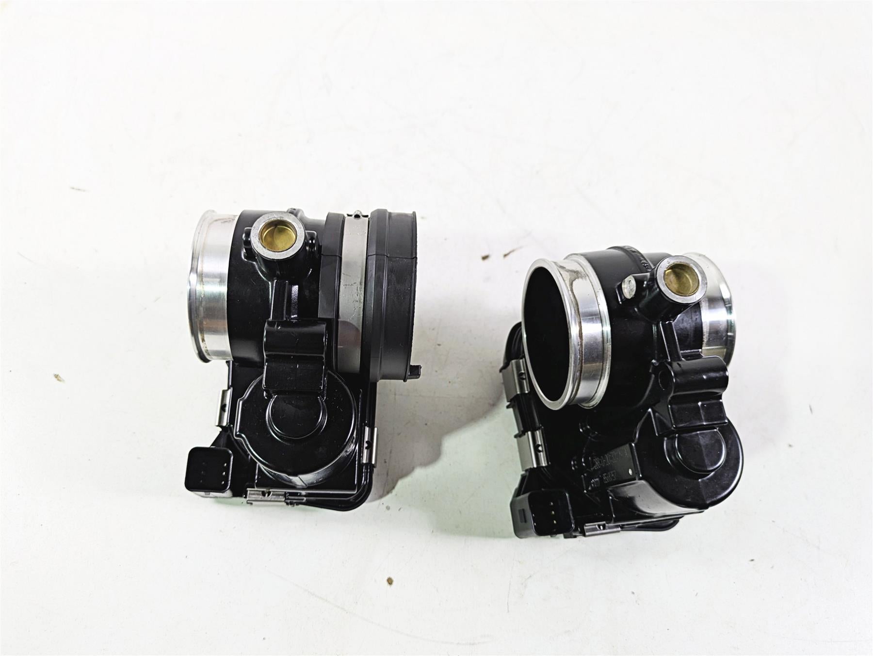 2021 BMW R1250GS K51 Adv Throttle Body Fuel Injection Set 13548568757 {{ shop.shopifyCountryName }} - Mototech271