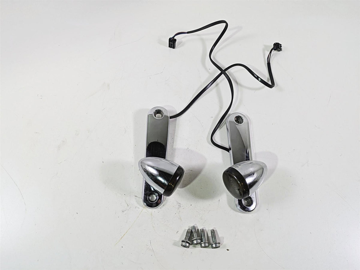 2010 Harley Touring FLHX Street Glide Front Blinker & Mounts 69278-06 69279-06 {{ shop.shopifyCountryName }} - Mototech271