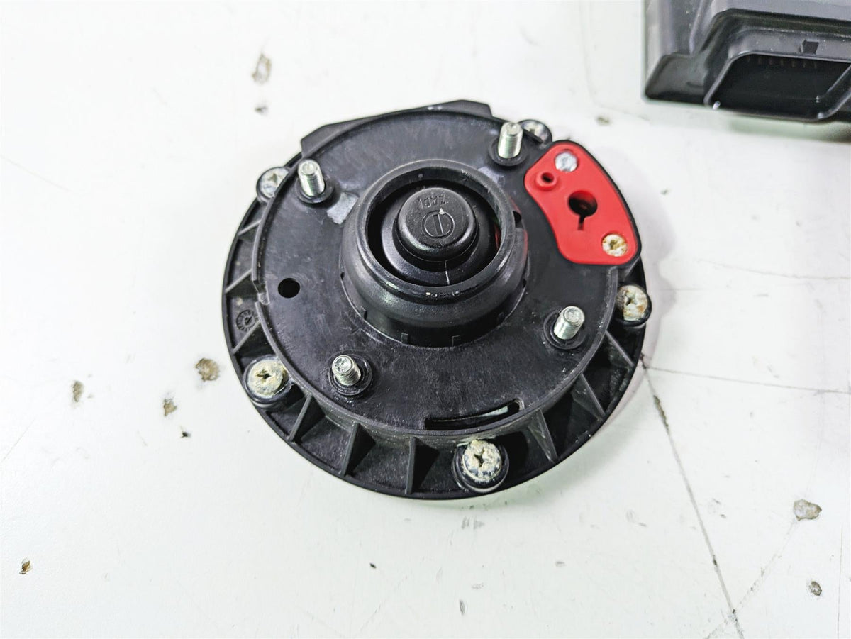 2015 Ducati Panigale 1299 S Cdi Ecu Ecm & Ignition Switch Key Lock Set 28642521B {{ shop.shopifyCountryName }} - Mototech271