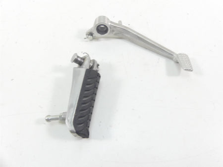 2021 Kawasaki ZX1400 ZX14R Ninja Front Right Foot Peg & Brake Pedal 13236-0096 {{ shop.shopifyCountryName }} - Mototech271