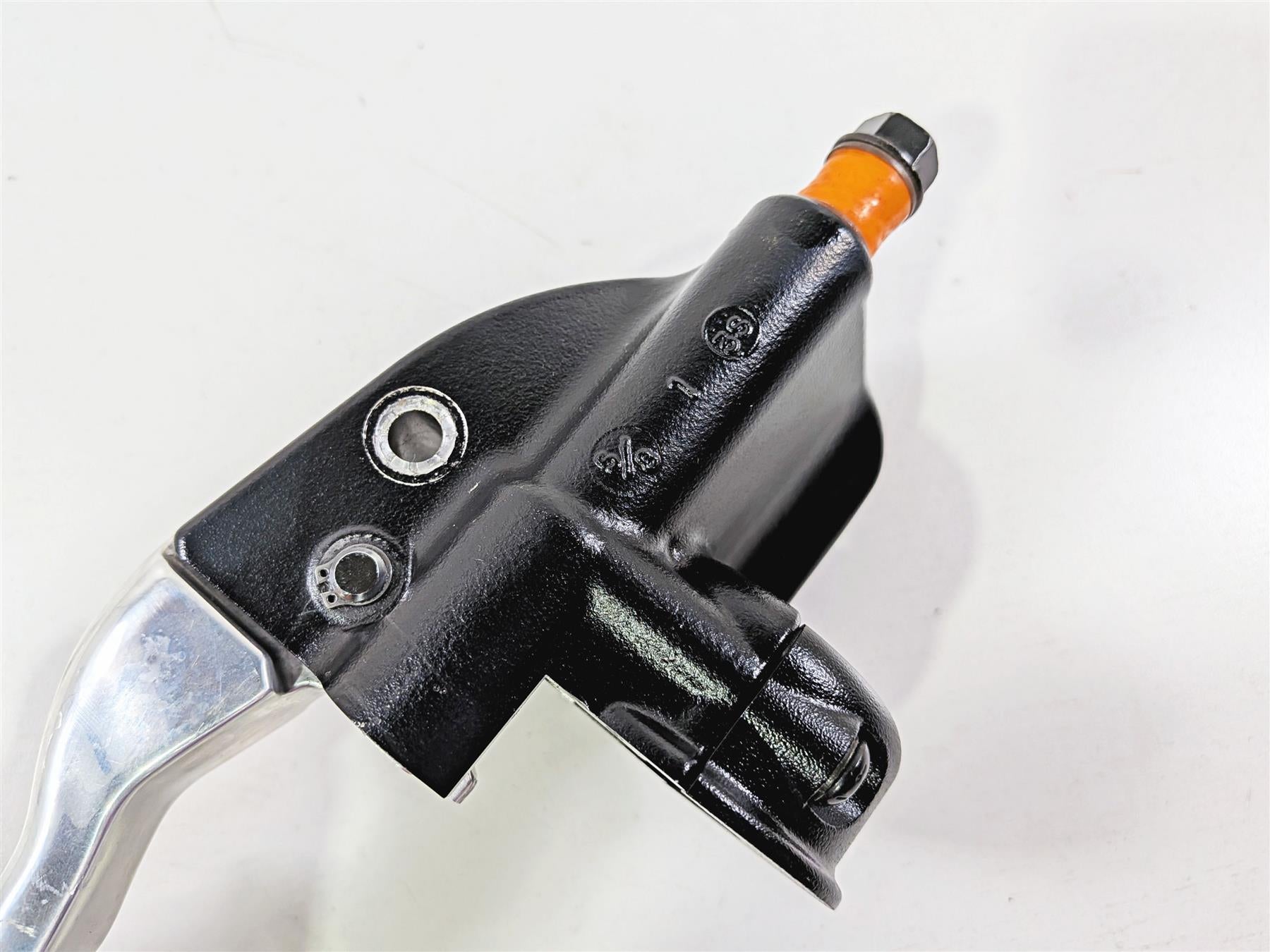 2024 Harley Softail FXLRST Low Rider Front Brake Master Cylinder 5/8" 41700492 {{ shop.shopifyCountryName }} - Mototech271
