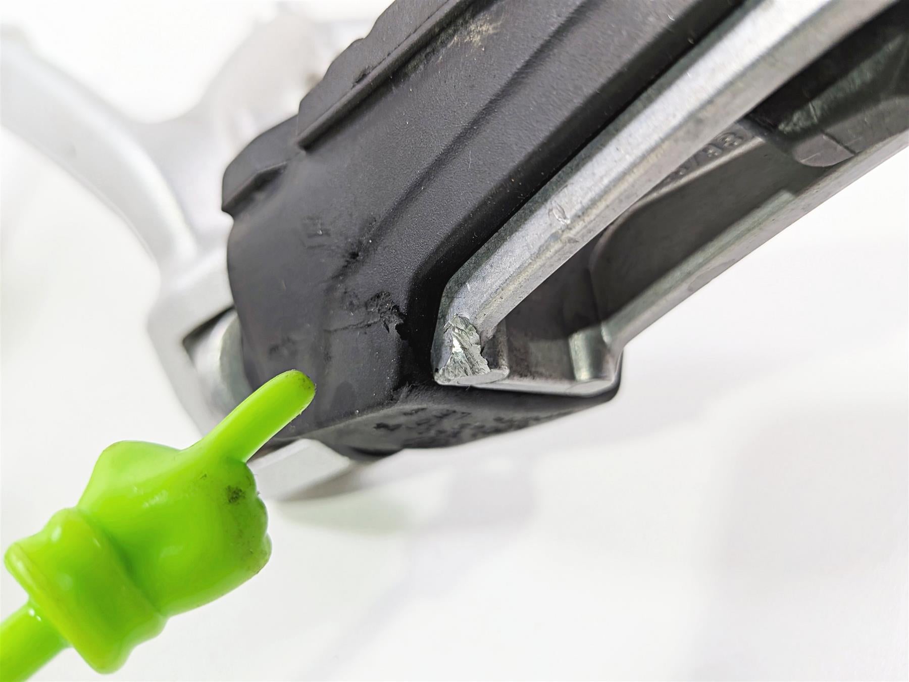 2019 BMW R1250GS K50 Rear Passenger Foot Peg Rest Set -Read 46718556264 46718556265 {{ shop.shopifyCountryName }} - Mototech271