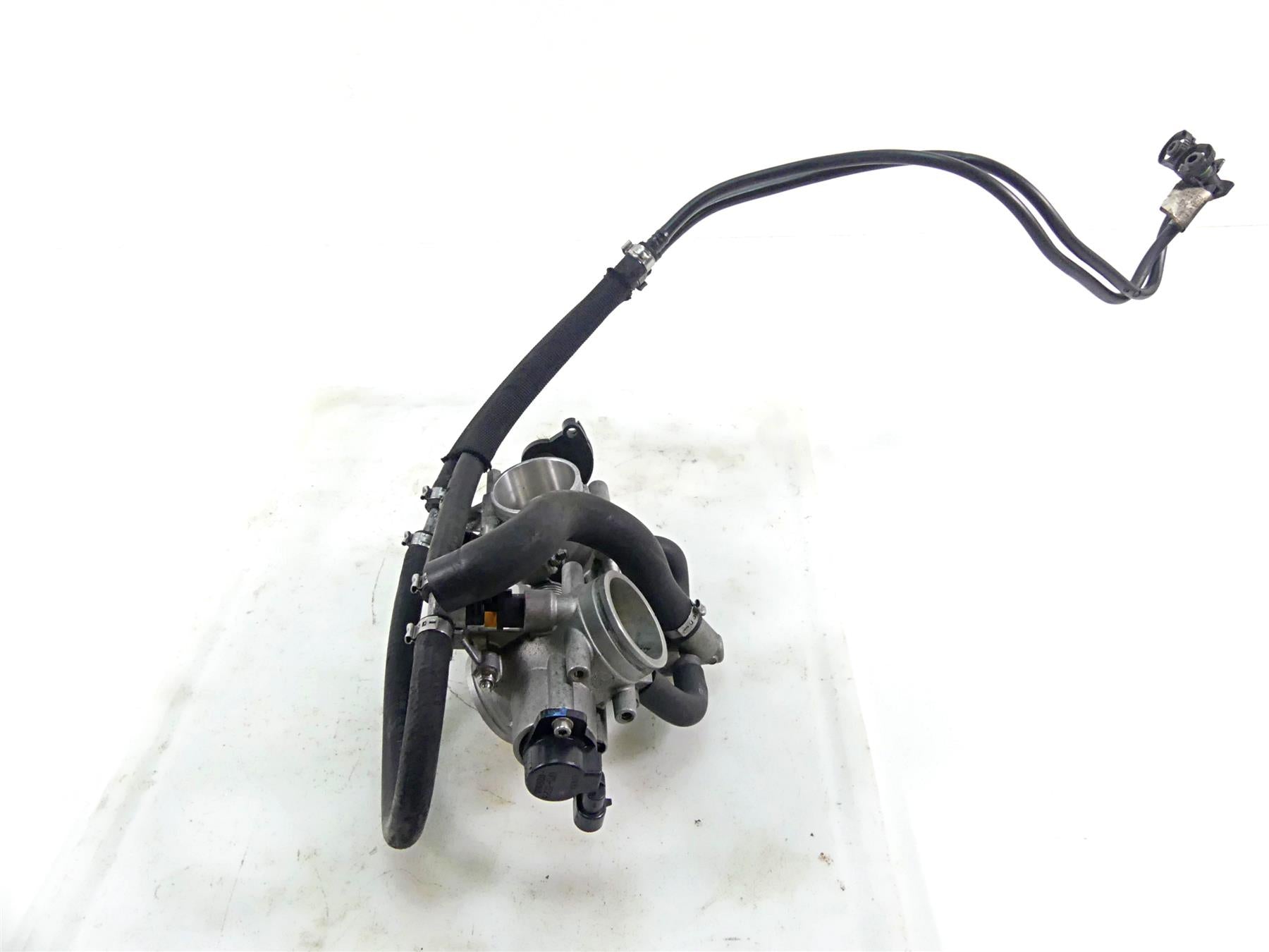 2012 Ducati Monster 1100 EVO Throttle Body Bodies Fuel Injection 28240833A {{ shop.shopifyCountryName }} - Mototech271