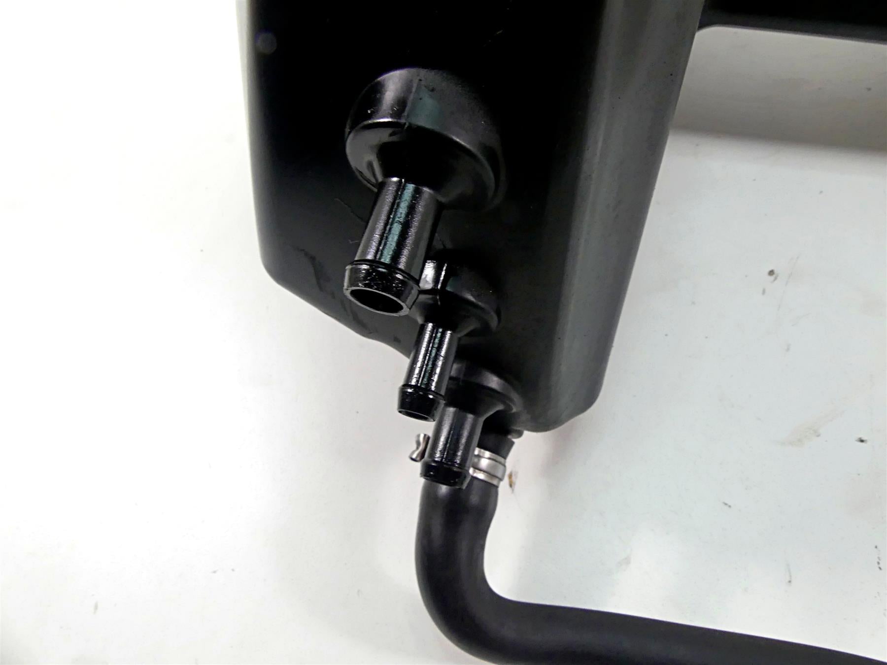 2017 Harley XL1200 CX Sportster Roadster Oil Tank Reservoir & Dip Stick 62500017 {{ shop.shopifyCountryName }} - Mototech271