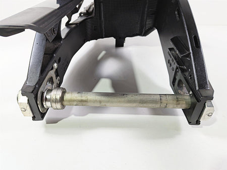 2024 Suzuki GSXR 600 Rear Swing Arm Swingarm & Guard 61000-14J01-YAP {{ shop.shopifyCountryName }} - Mototech271