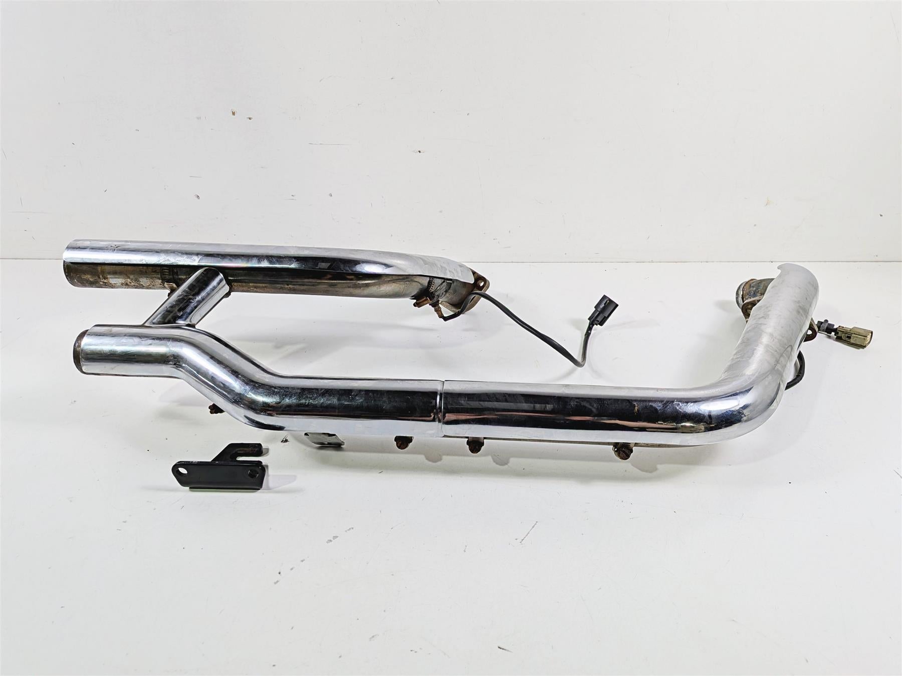 2012 Harley Softail FLSTF Fat Boy Exhaust Header & Heat Shield Set 65600042 {{ shop.shopifyCountryName }} - Mototech271