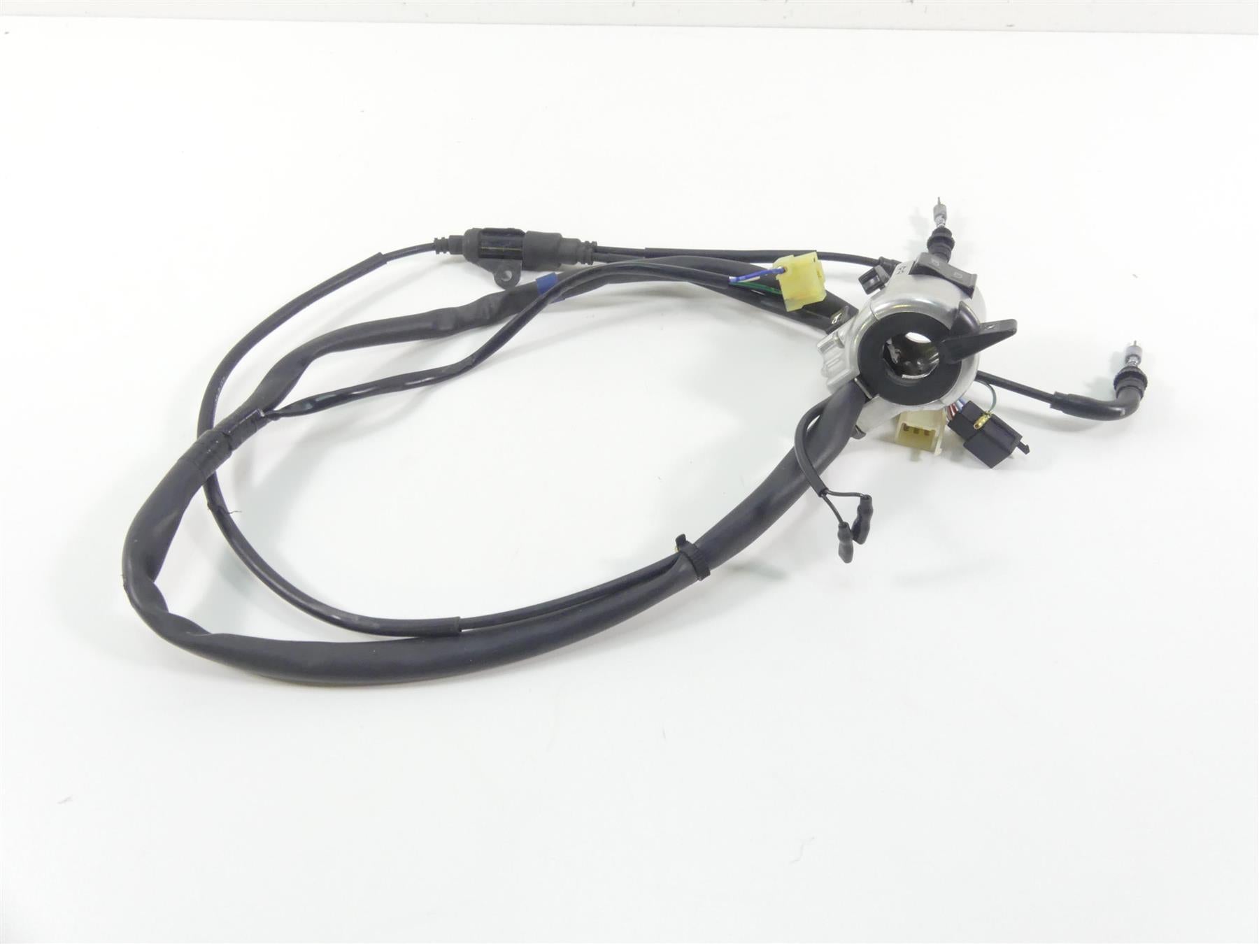 2007 Honda VT1100 C2 Shadow Left Hand Turn Signal Control Switch 35020-MCK-A00 {{ shop.shopifyCountryName }} - Mototech271