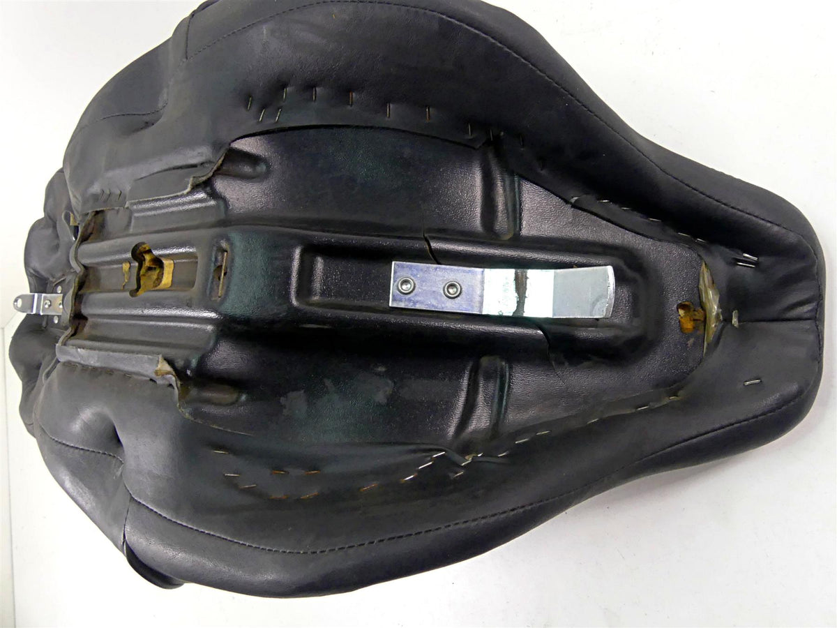 2003 Harley Touring FLHTCI E-Glide 100TH Standard Seat Saddle - Read 52164-97E {{ shop.shopifyCountryName }} - Mototech271
