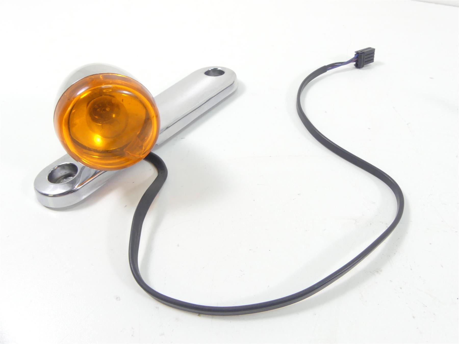 2012 Harley Touring FLHX Street Glide Front Blinker & Mount Set 69278-06 {{ shop.shopifyCountryName }} - Mototech271