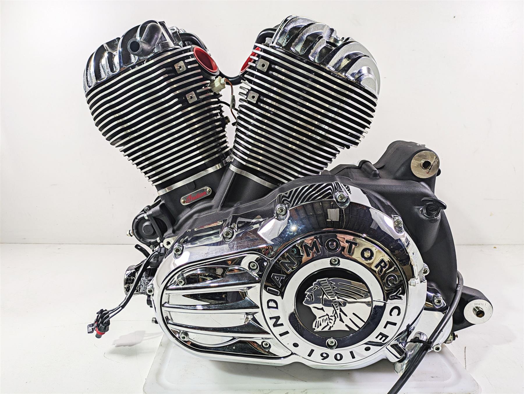 2019 Indian Chieftain Limited Runnin Thunder Stroke 111 Engine Tranny 8k 2208414 {{ shop.shopifyCountryName }} - Mototech271