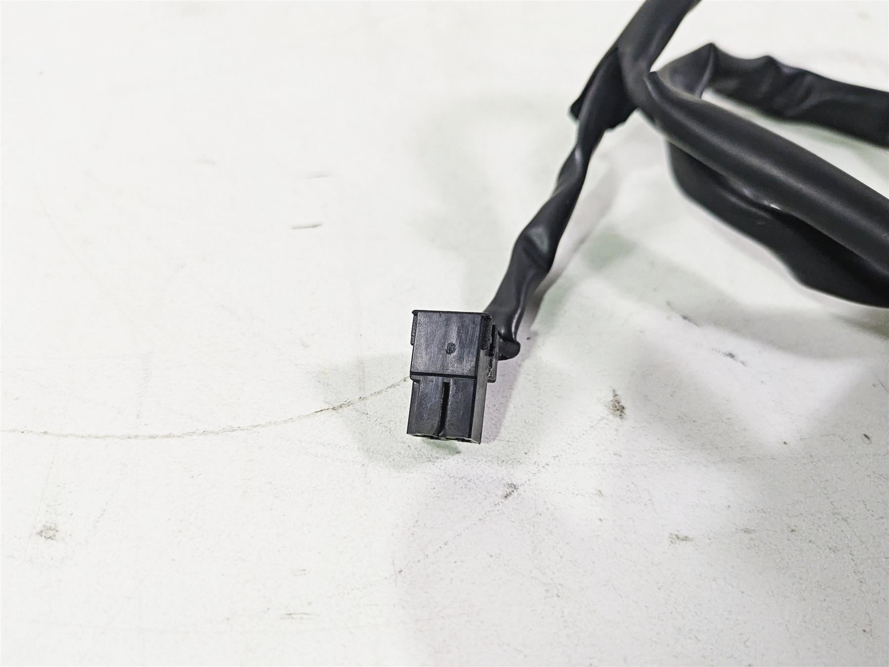 2020 Kawasaki ZX6R Ninja Right Hand Start Stop Kill Control Switch 46091-0421 {{ shop.shopifyCountryName }} - Mototech271
