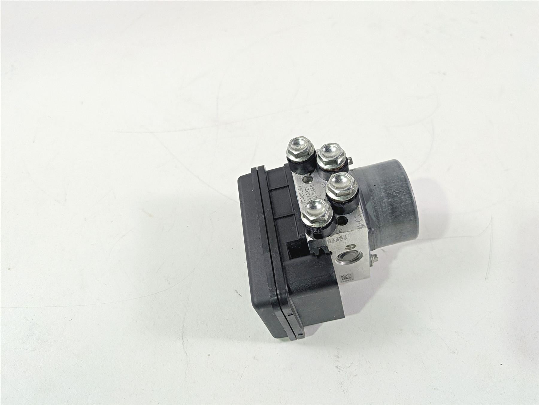2017 Aprilia RSV 1100 Tuono V4 Factory Abs Brake Pump Module Unit 2D000265 {{ shop.shopifyCountryName }} - Mototech271