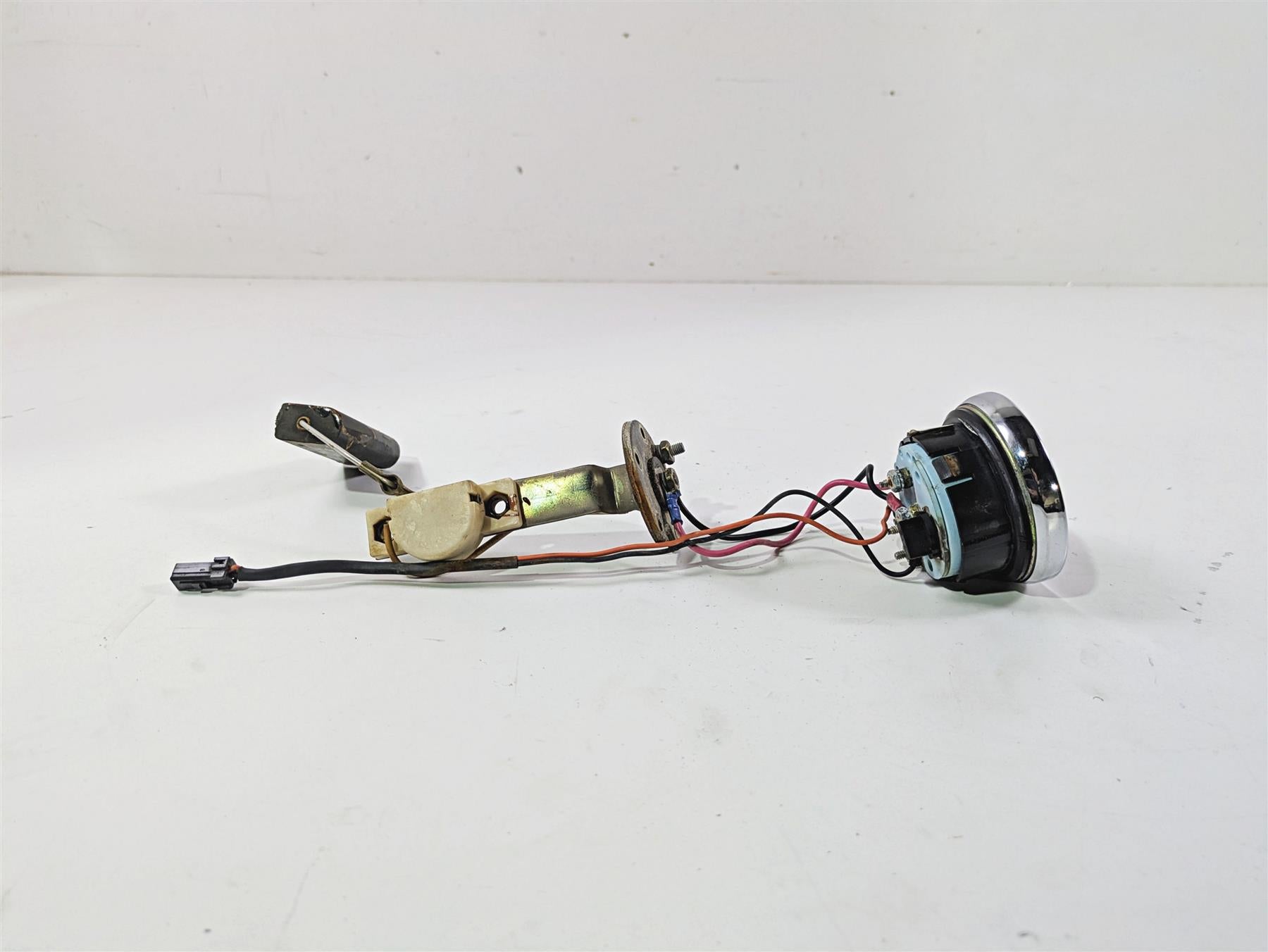 1998 Harley Touring FLHRCI Road King Fuel Gas Level Sender & Gauge 75064-96 {{ shop.shopifyCountryName }} - Mototech271