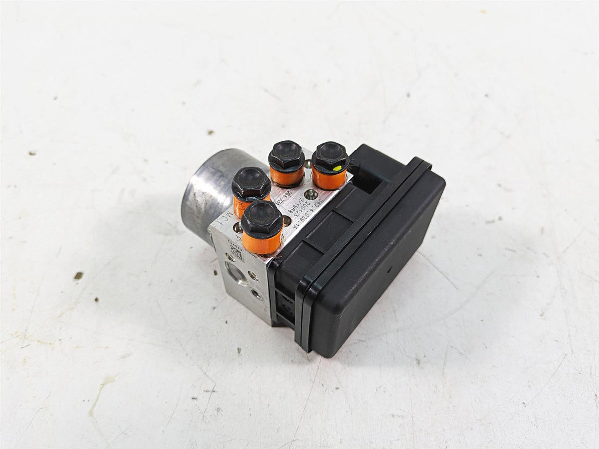 2020 Ducati Scrambler 1100 Sport Pro Abs Control Module Pump 54240801A {{ shop.shopifyCountryName }} - Mototech271