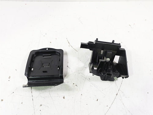 2016 Harley FLSTC Softail Heritage Electric Holder Plastic Set 70354-11 | Mototech271