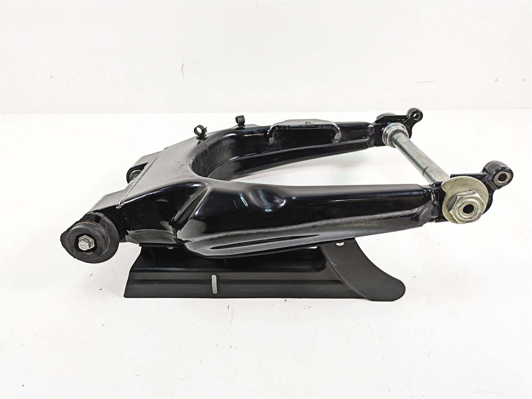 2019 Harley Touring FLHX Street Glide Swingarm Swing Arm 47549-09A {{ shop.shopifyCountryName }} - Mototech271