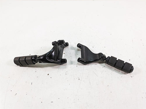 2017 Harley XL883 N Sportster Iron Rear Passenger Footpeg Rest Set 49315-04 | Mototech271