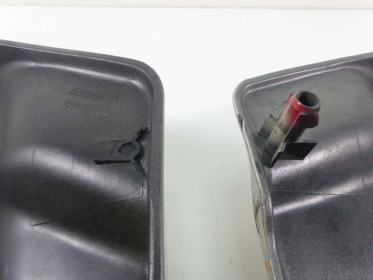 2006 Harley Touring FLHCU SE CVO Side Cover Fairing Cowl Set - Read 66048-97 {{ shop.shopifyCountryName }} - Mototech271