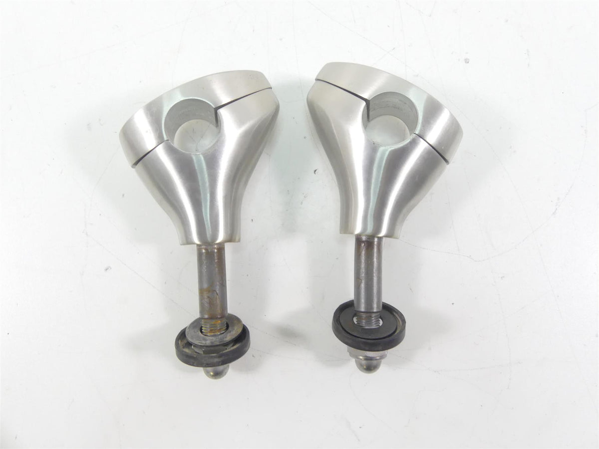 2009 Yamaha XV1700 Road Star Warrior Handlebar Holder Riser Set 5PX-23442-00-00 {{ shop.shopifyCountryName }} - Mototech271