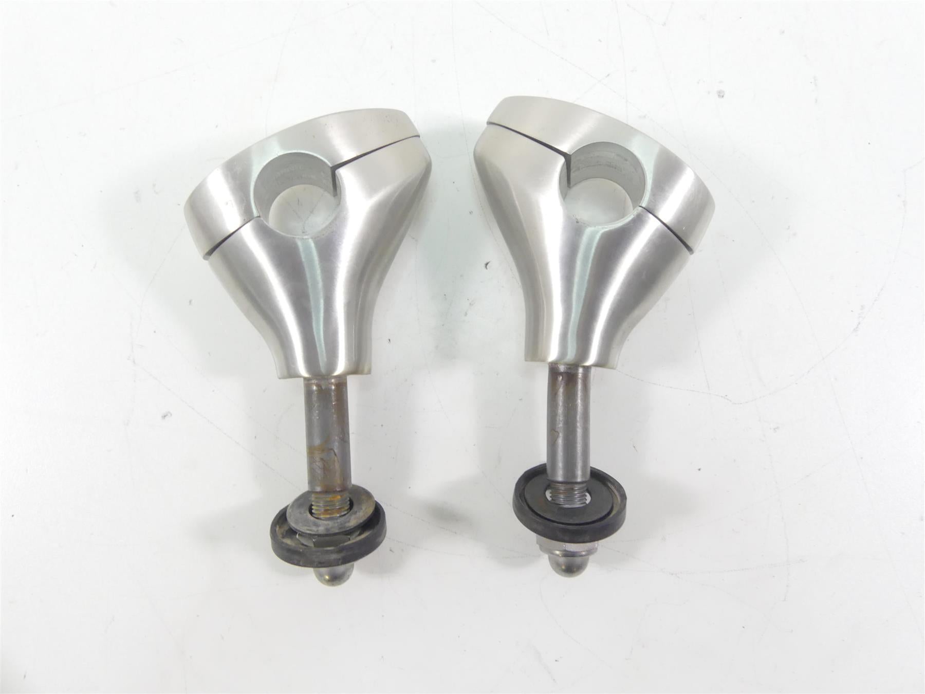 2009 Yamaha XV1700 Road Star Warrior Handlebar Holder Riser Set 5PX-23442-00-00 {{ shop.shopifyCountryName }} - Mototech271