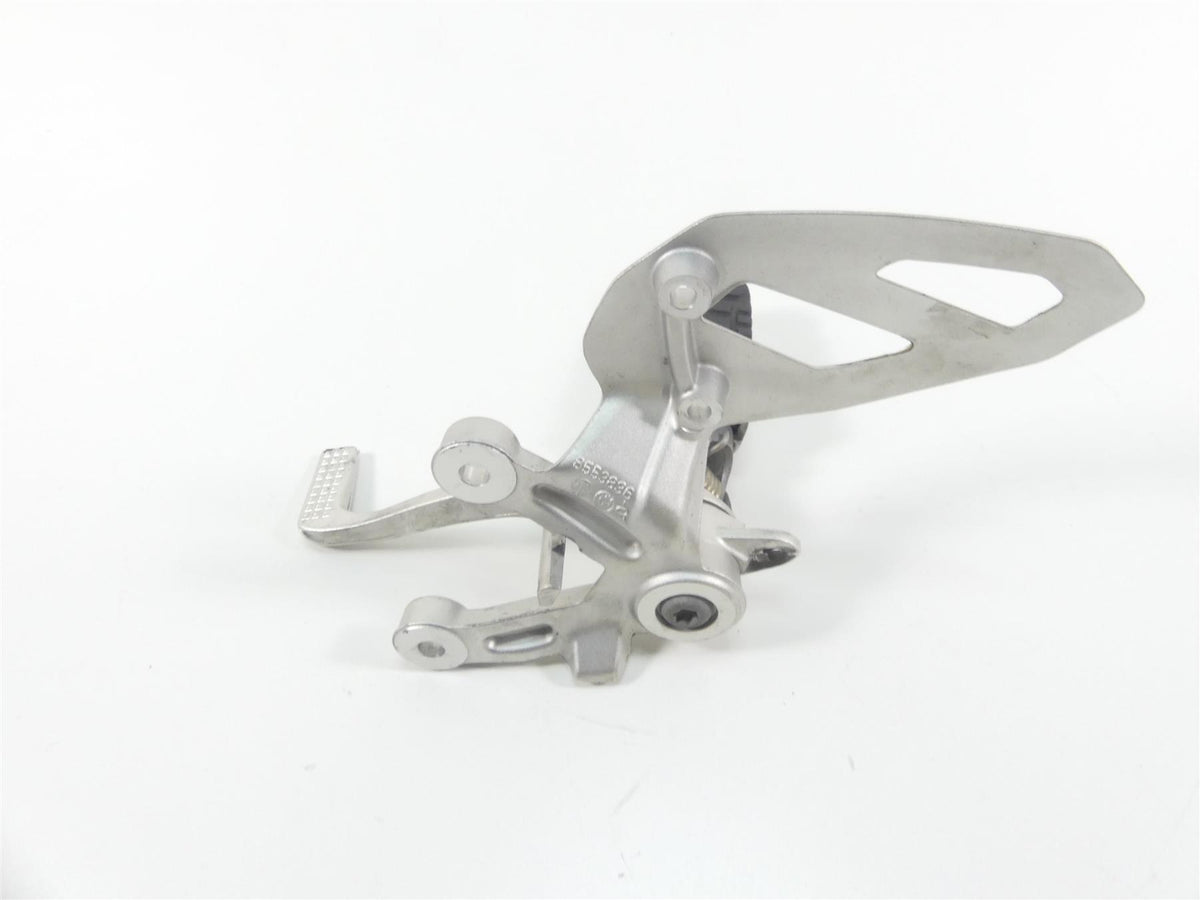2016 BMW S1000XR K49 Right Rider Footpeg & Brake Pedal 46718553836 46718553839 {{ shop.shopifyCountryName }} - Mototech271
