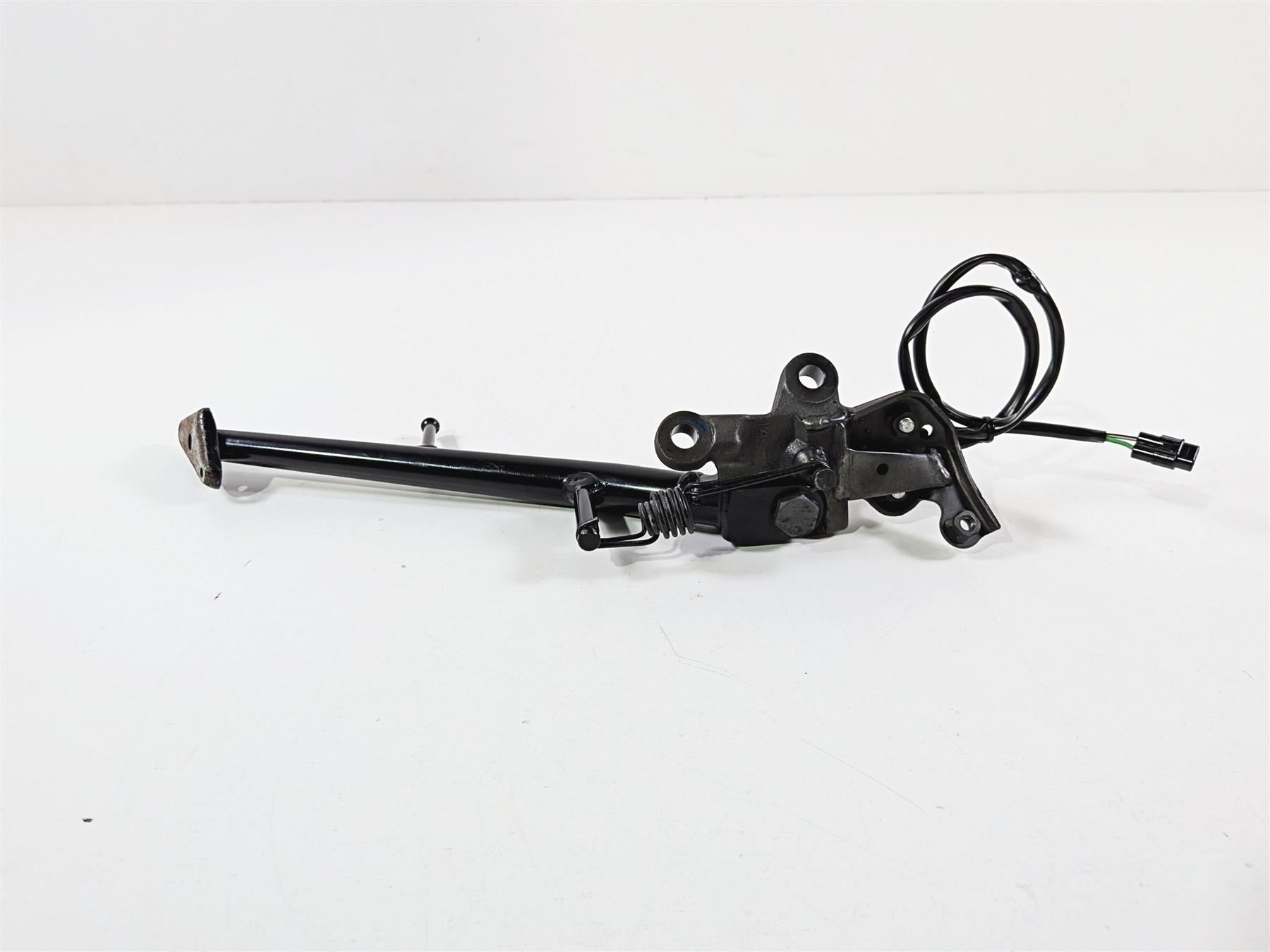 2024 Suzuki GSXR 600 Side Kick Stand Kickstand & Safety Switch 42310-14J00 {{ shop.shopifyCountryName }} - Mototech271