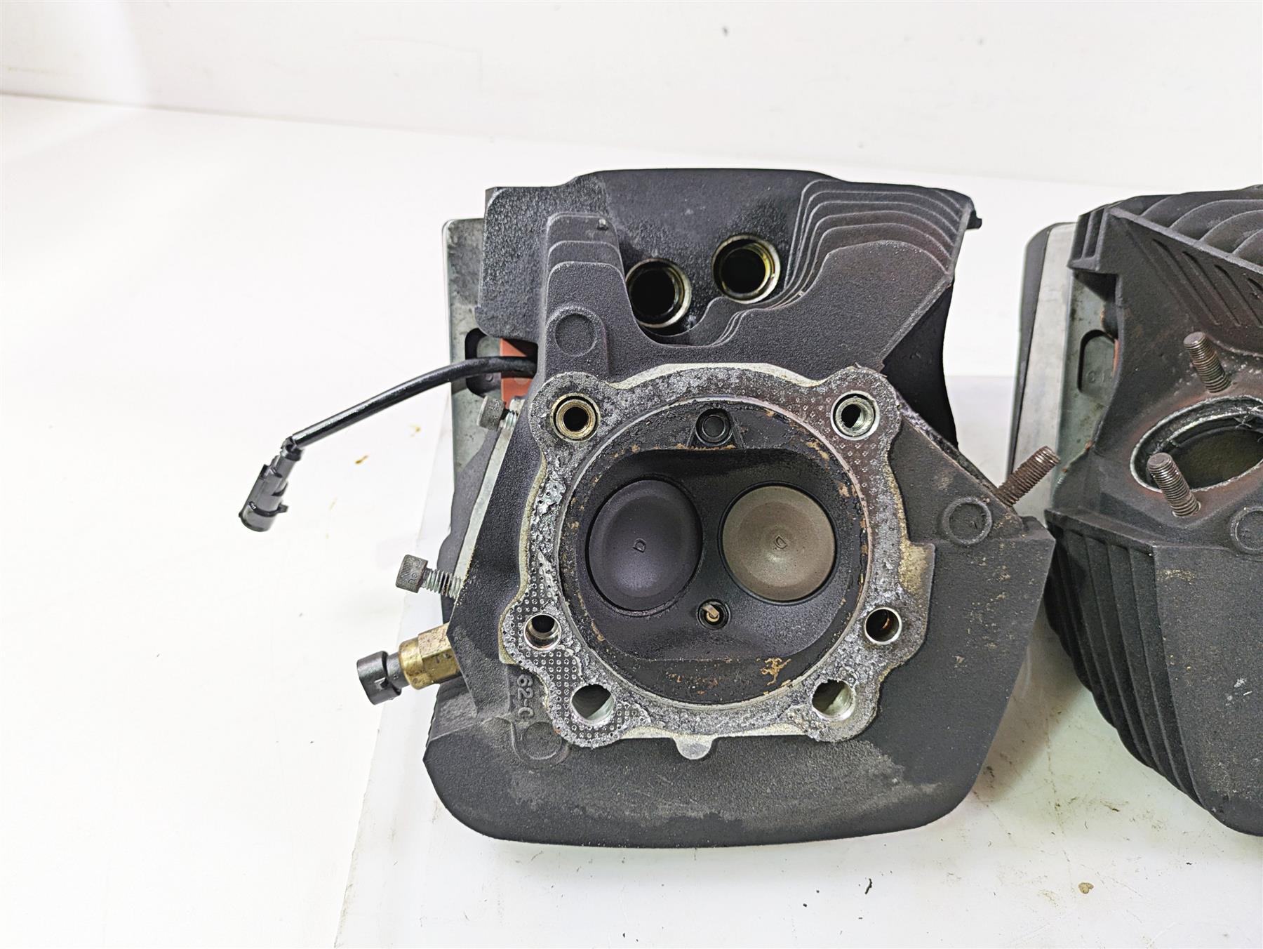 2015 Harley FXDF Dyna Fat Bob Cylinderhead Cylinder Head Set 103 16500092 {{ shop.shopifyCountryName }} - Mototech271