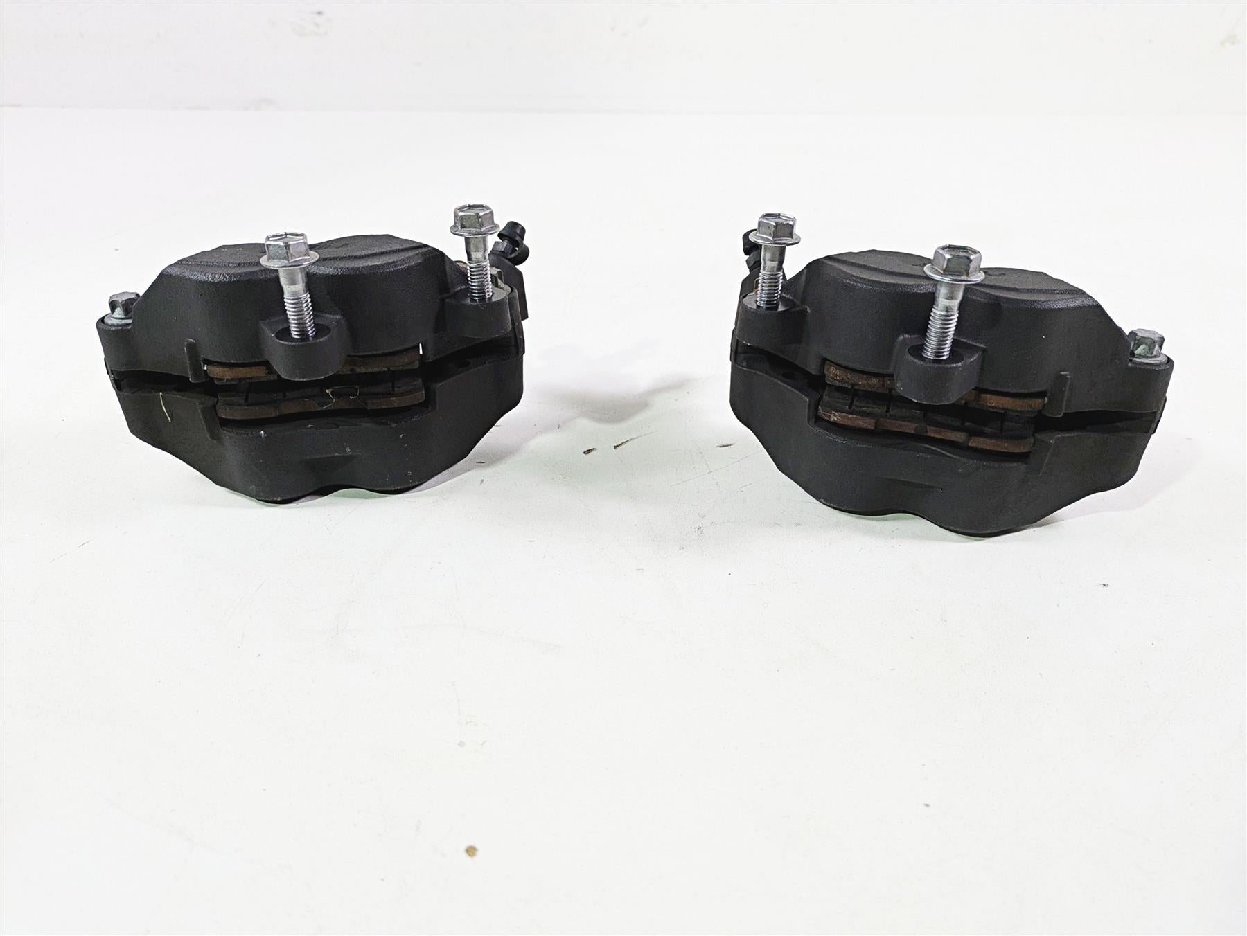 2021 Kawasaki Z900 ZR900 Nissin Front Brake Caliper Set 43080-0130 43080-0131 {{ shop.shopifyCountryName }} - Mototech271