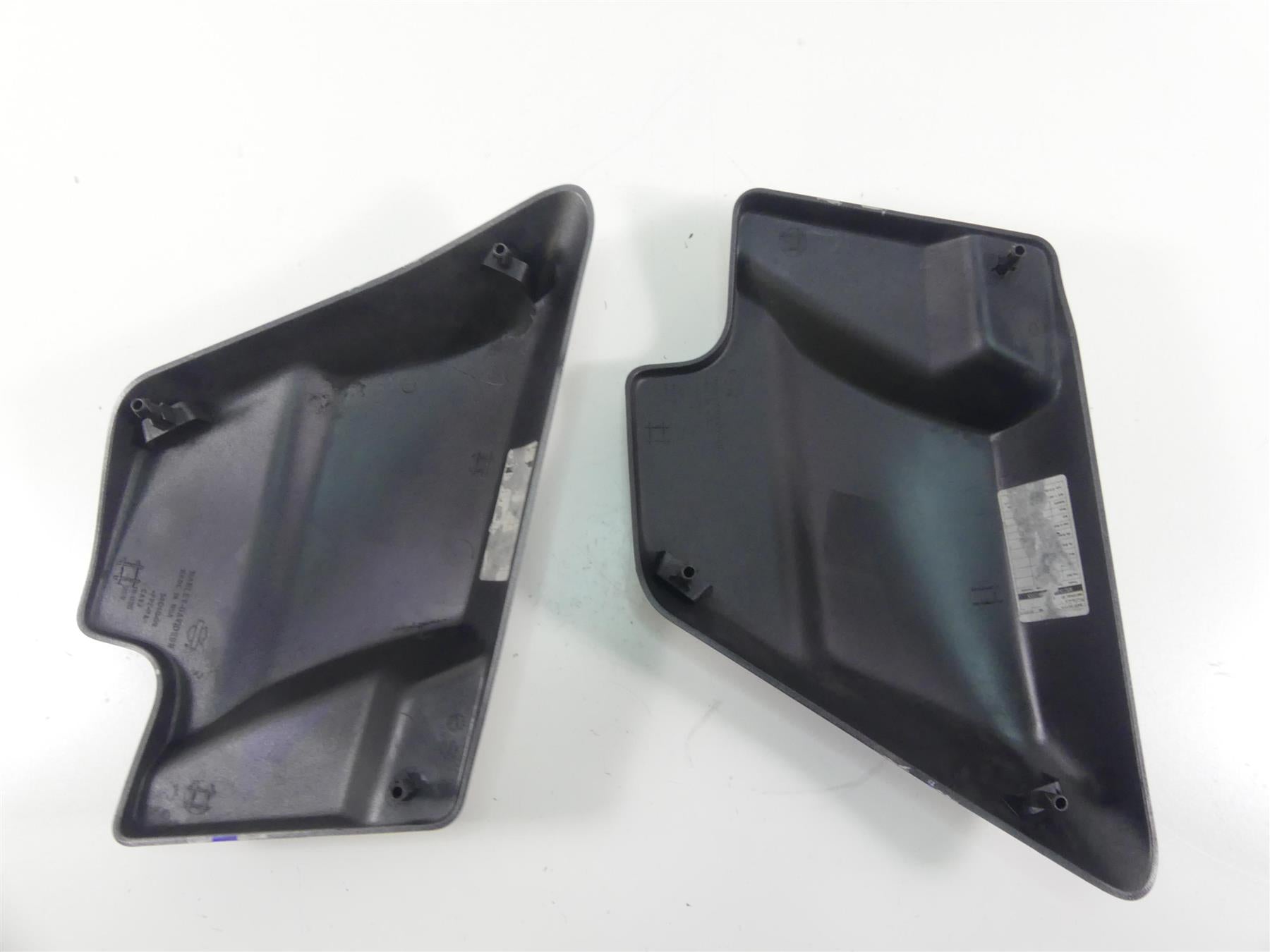 2009 Harley FLHTCU SE4 CVO E-Glide Nice Side Cover Fairing Set 66048-09 66250-09 {{ shop.shopifyCountryName }} - Mototech271