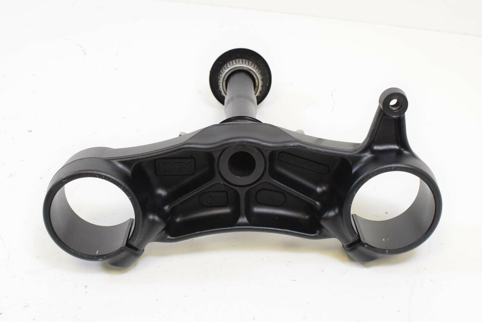 2015 KTM 1290 Super Duke R Lower Triple Tree Steering Yoke Clamp 6130103202933S {{ shop.shopifyCountryName }} - Mototech271