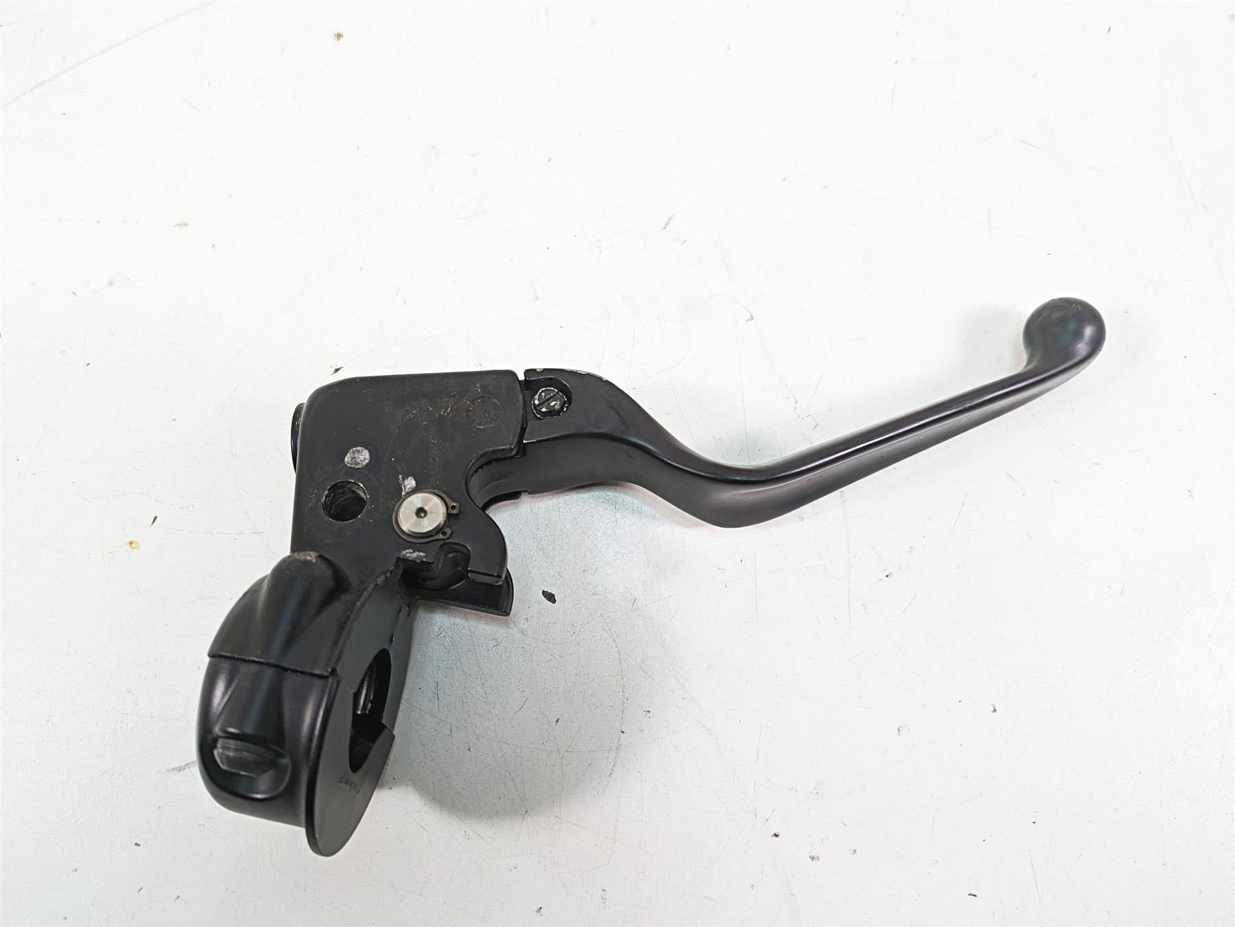 2009 Harley Softail FLSTSB Cross Bones Clutch Perch & Lever 45015-96 {{ shop.shopifyCountryName }} - Mototech271