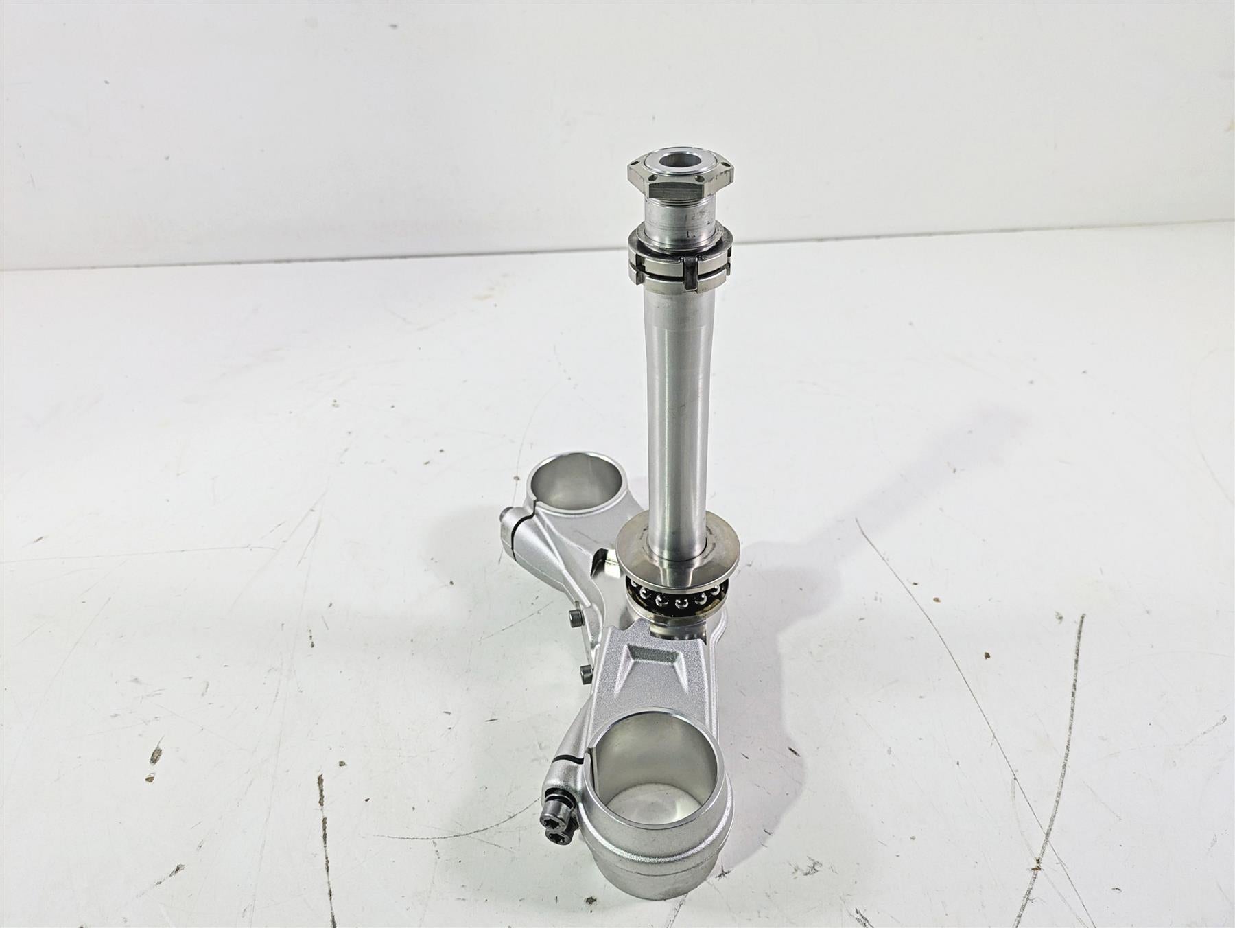2015 BMW R nineT K21 Lower Triple Tree Steering Stem 31428552873 31428538054 {{ shop.shopifyCountryName }} - Mototech271