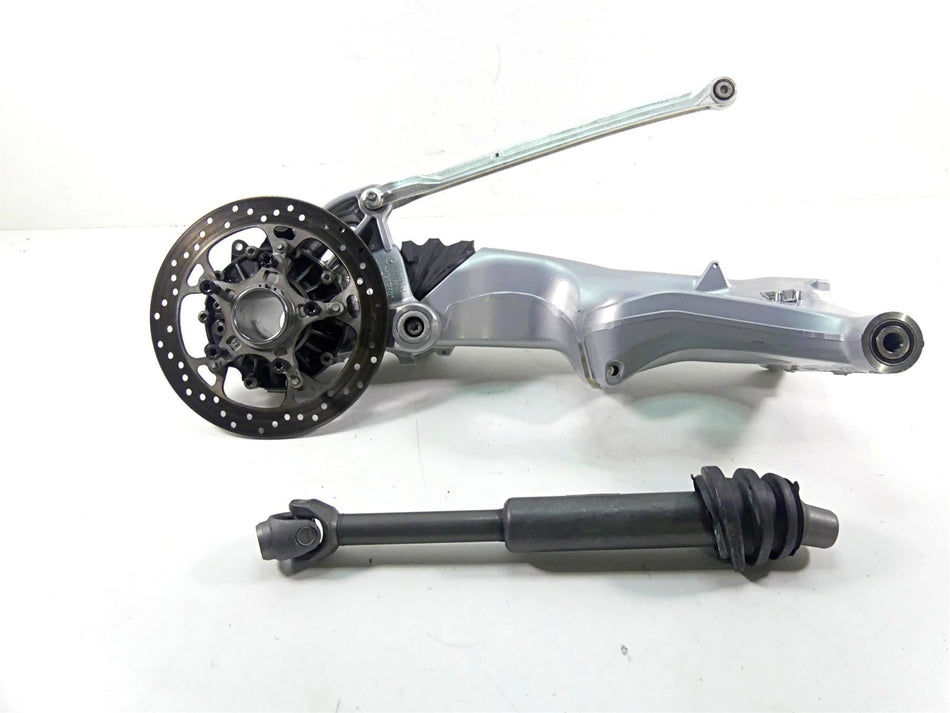 2014 BMW R1200GS K50 Differential Drive Shaft Swingarm 33738531102 33748544982 {{ shop.shopifyCountryName }} - Mototech271