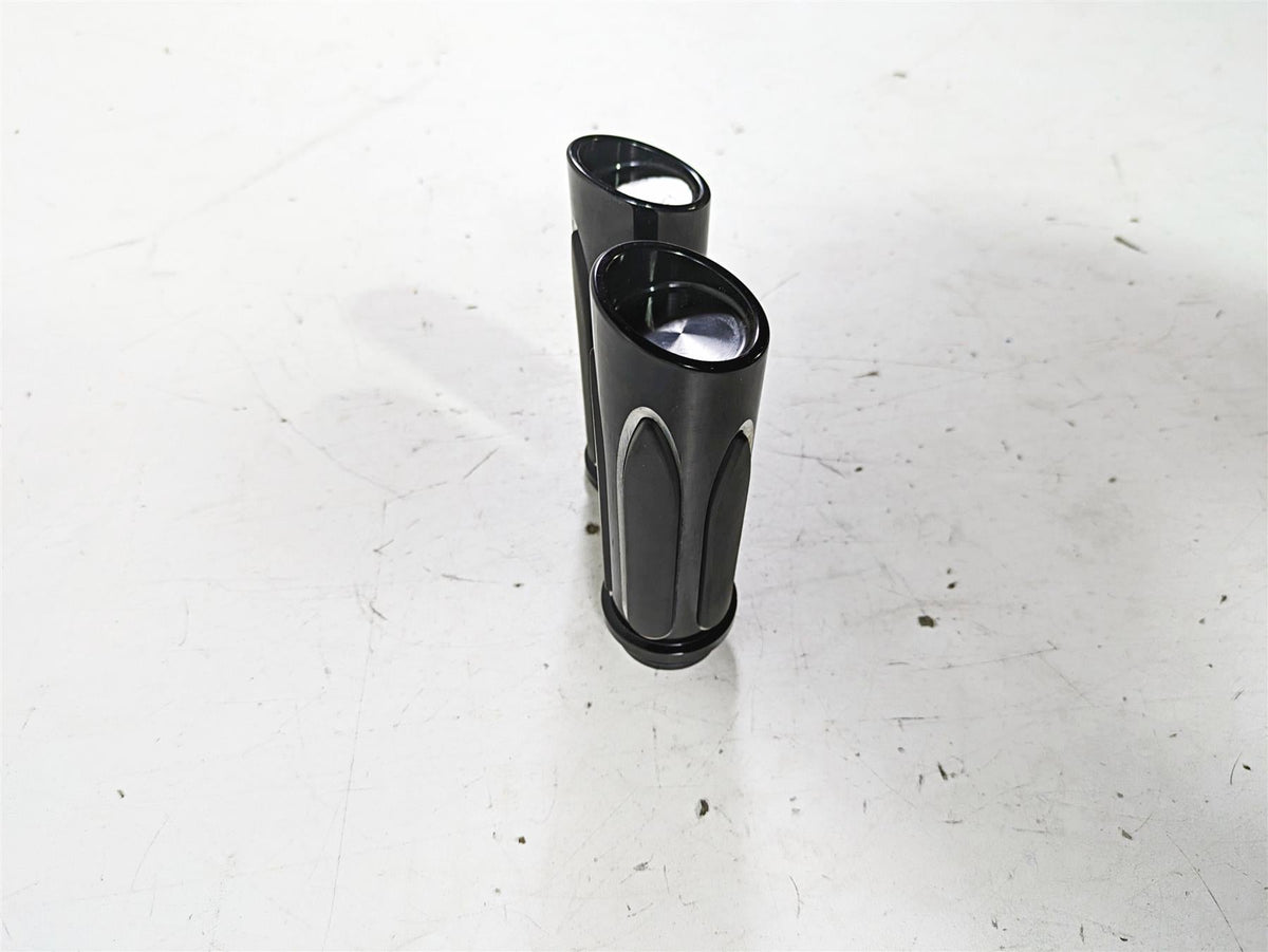 2015 Harley Touring FLHXS Street Glide Arlen Ness Black Deep Cut Grips 07-053 {{ shop.shopifyCountryName }} - Mototech271