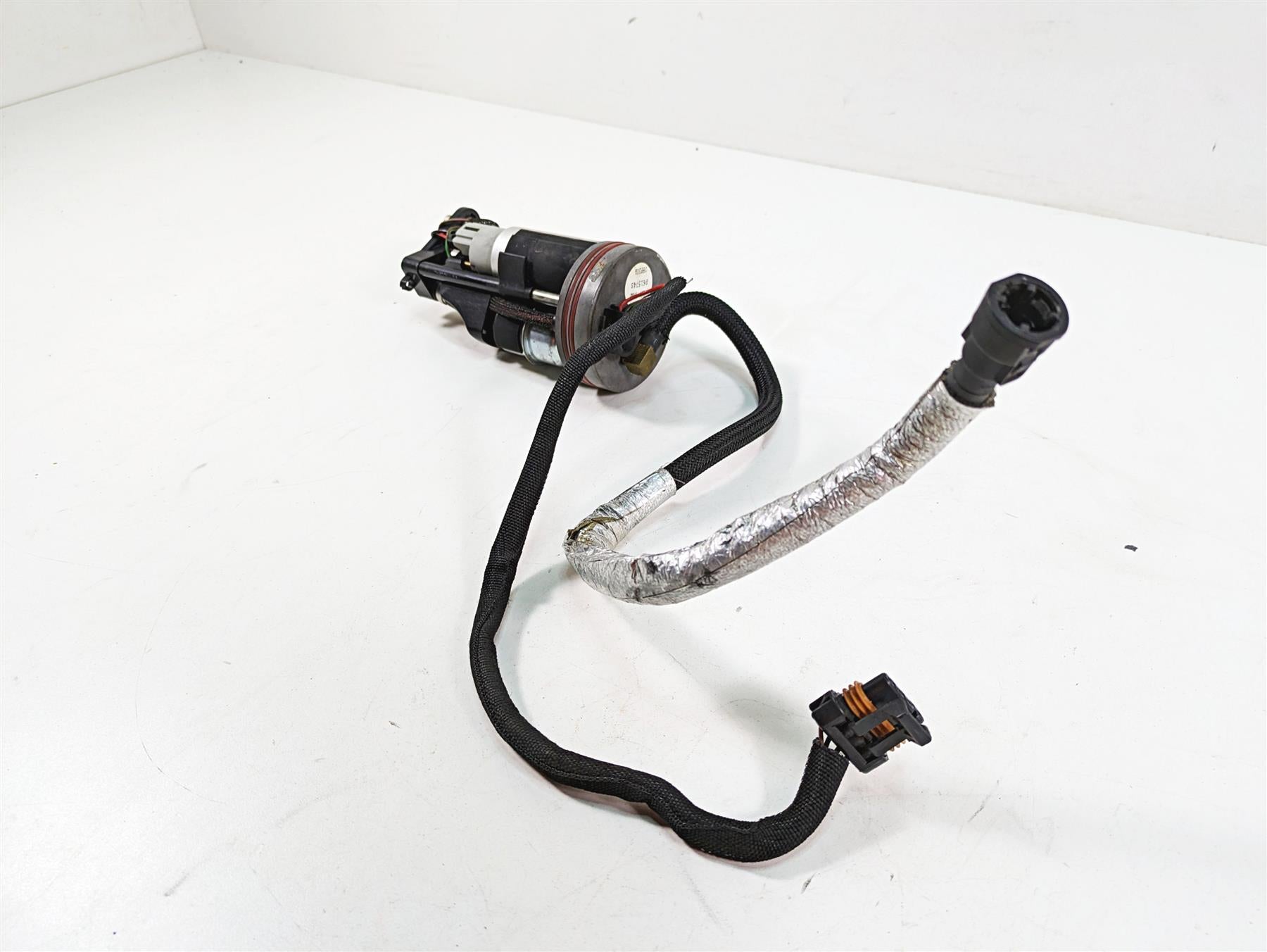 2008 Buell 1125 R Fuel Gas Petrol Pump 19k - Tested P0130.1AMJ {{ shop.shopifyCountryName }} - Mototech271