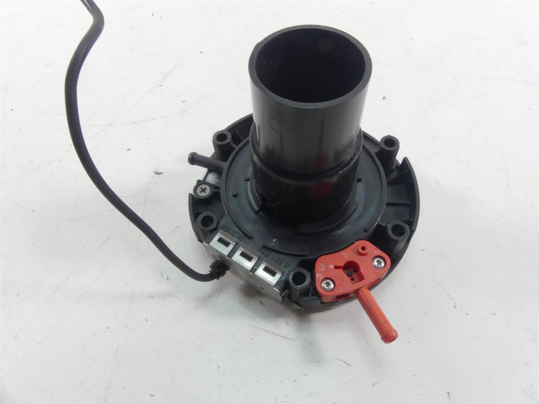2017 BMW R1200GS GSW K50 Keyless Handsfree Fuel Gas Petrol Lid Cap 16118531632 {{ shop.shopifyCountryName }} - Mototech271