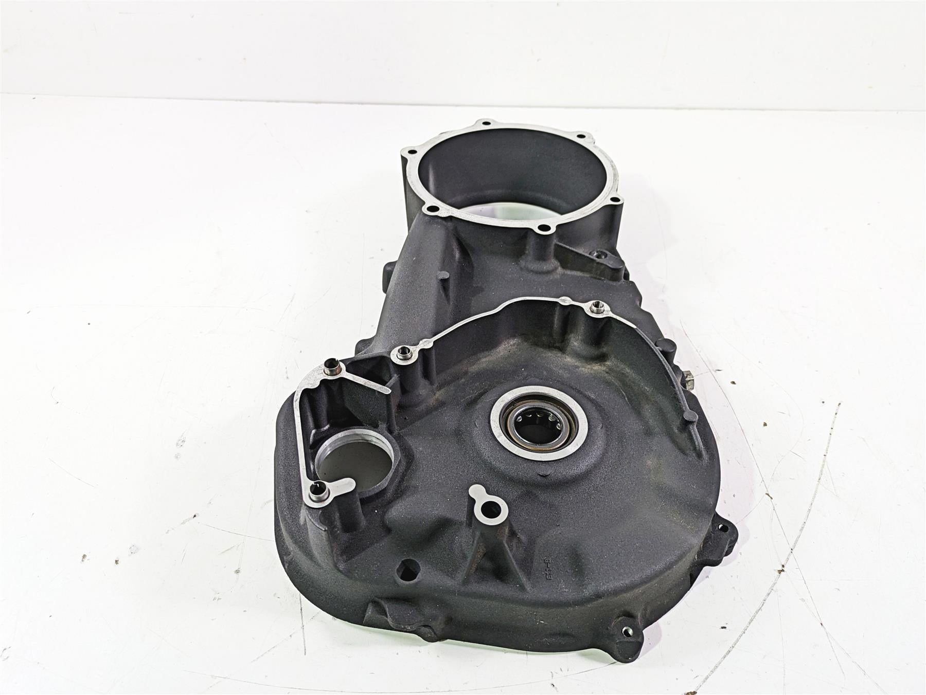 2015 Harley Touring FLHTKL E -Glide Low Inner Primary Clutch Cover 60677-07A {{ shop.shopifyCountryName }} - Mototech271