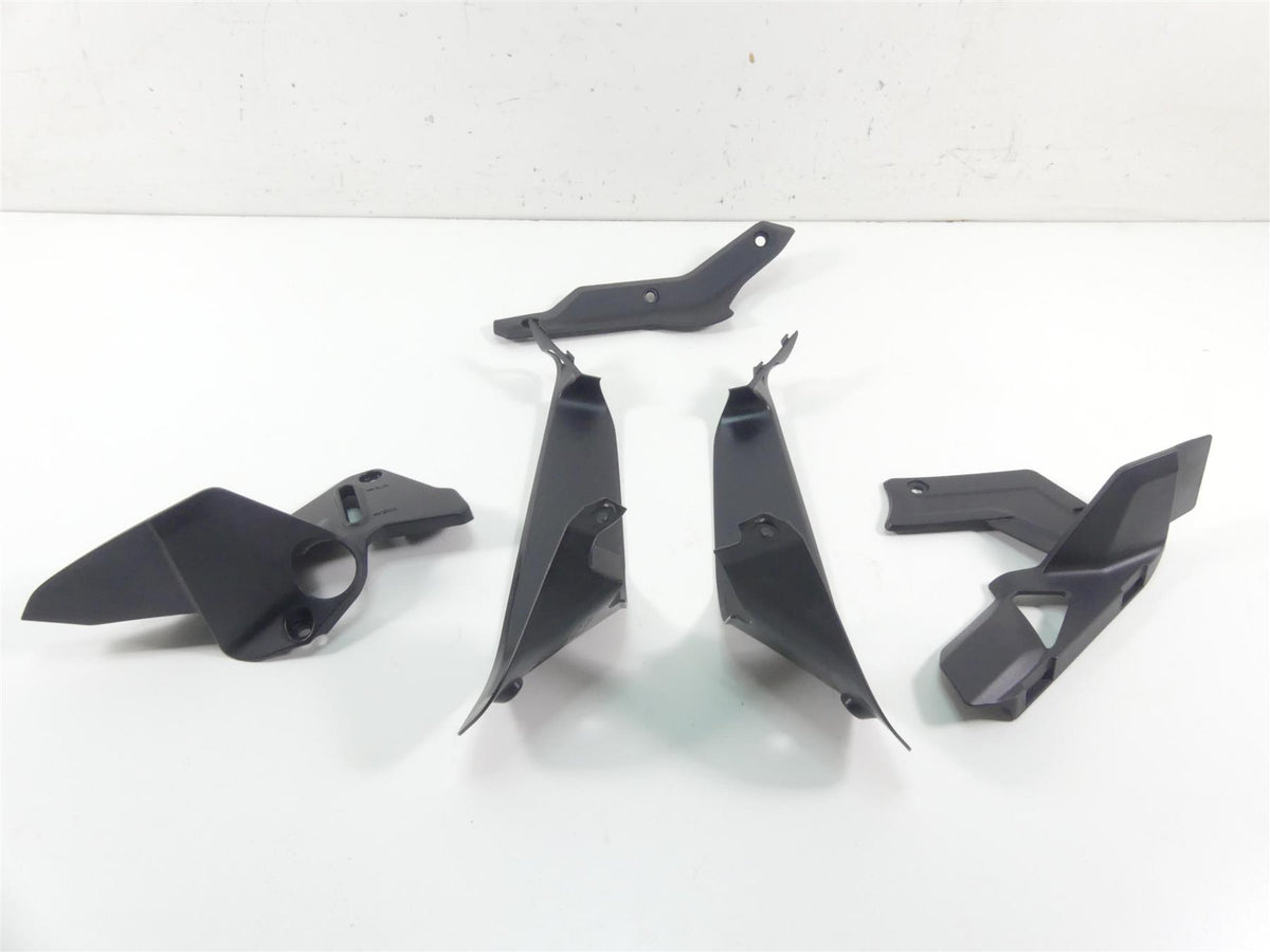 2017 Ducati 939 S Supersport Frame Engine Infill Neck Cover Set -Read 48212331A {{ shop.shopifyCountryName }} - Mototech271