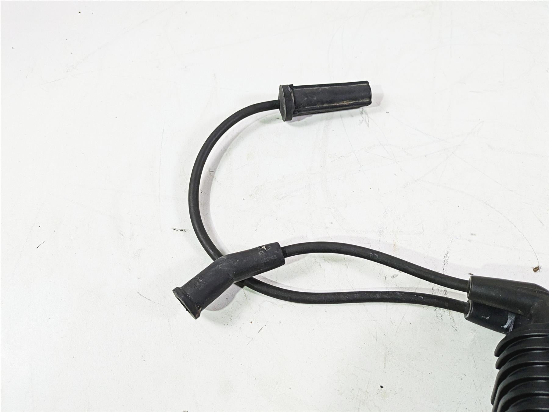 2018 Harley FXBR Softail Breakout Ignition Coil Wires Plugs Set 31600067 {{ shop.shopifyCountryName }} - Mototech271