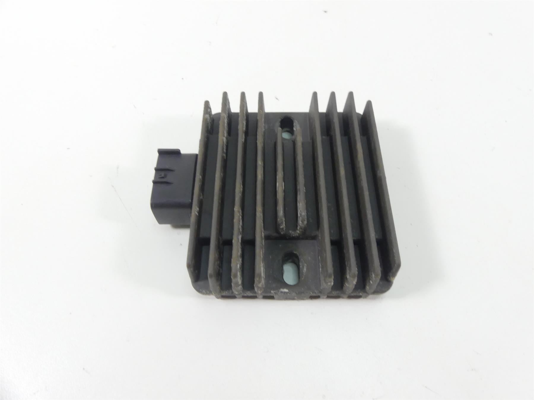 2015 Yamaha Waverunner Cruiser VX1100 Rectifier Voltage Regulator 6S8-81960-00 {{ shop.shopifyCountryName }} - Mototech271