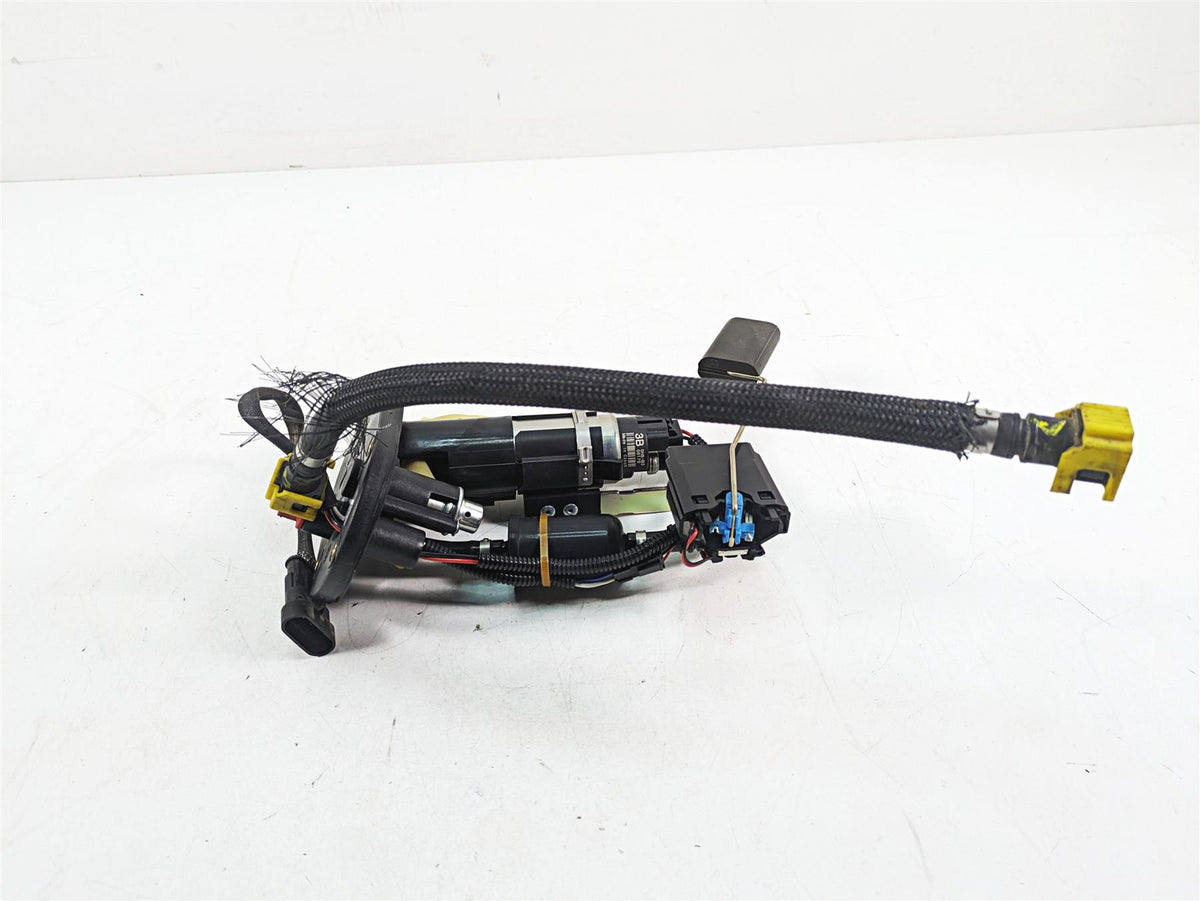2021 Aprilia RS660 Fuel Gas Petrol Pump + Sending Unit 5k Only - Tested 2D000547 {{ shop.shopifyCountryName }} - Mototech271