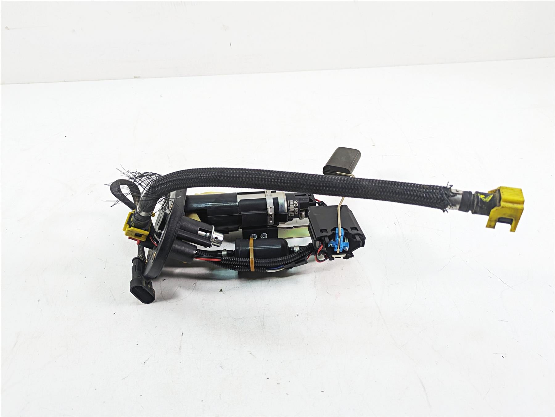 2021 Aprilia RS660 Fuel Gas Petrol Pump + Sending Unit 5k Only - Tested 2D000547 {{ shop.shopifyCountryName }} - Mototech271