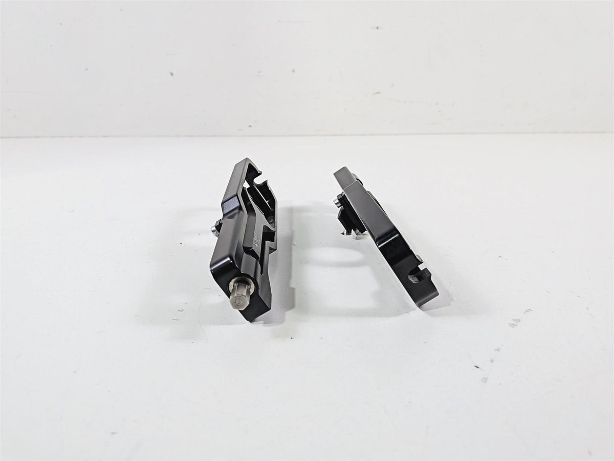 2018 Aprilia RSV4 RR Bonamici Racing Chain Adjusters Black CODE CHAD04_BK {{ shop.shopifyCountryName }} - Mototech271