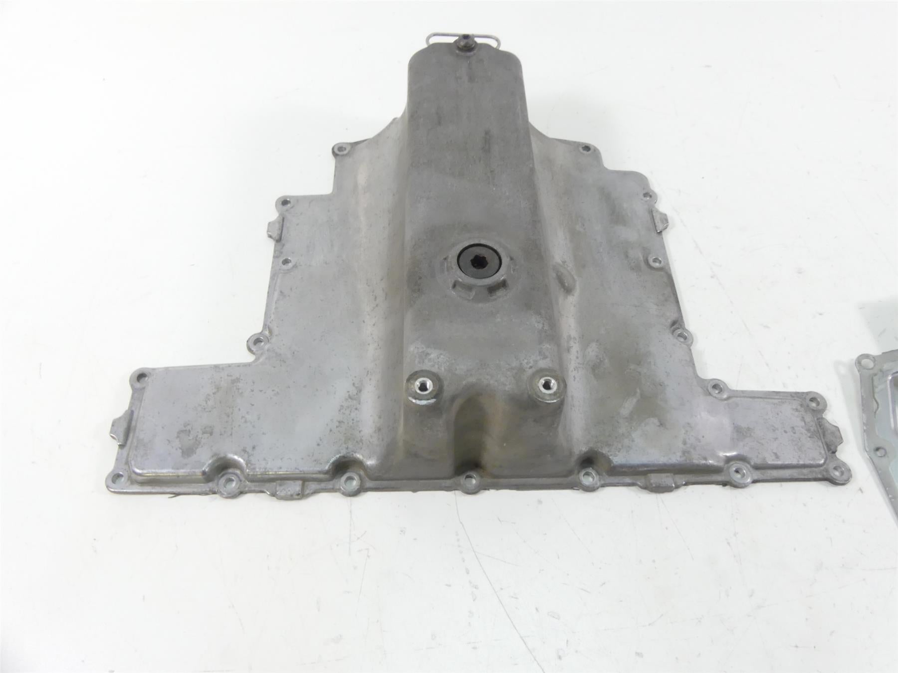 2015 BMW K1600GT K48 Lower Engine Oil Pan Splash Plate Set 11137716424 {{ shop.shopifyCountryName }} - Mototech271