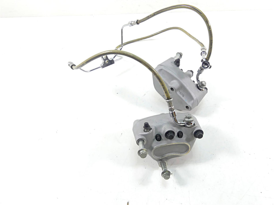 2007 Harley Touring FLHRSE CVO Road King Front Brake Caliper Set 44382-99C {{ shop.shopifyCountryName }} - Mototech271