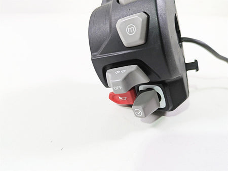 2024 Triumph Tiger 900 GT Left Hand Turn Signal Control Switch T2044782 {{ shop.shopifyCountryName }} - Mototech271