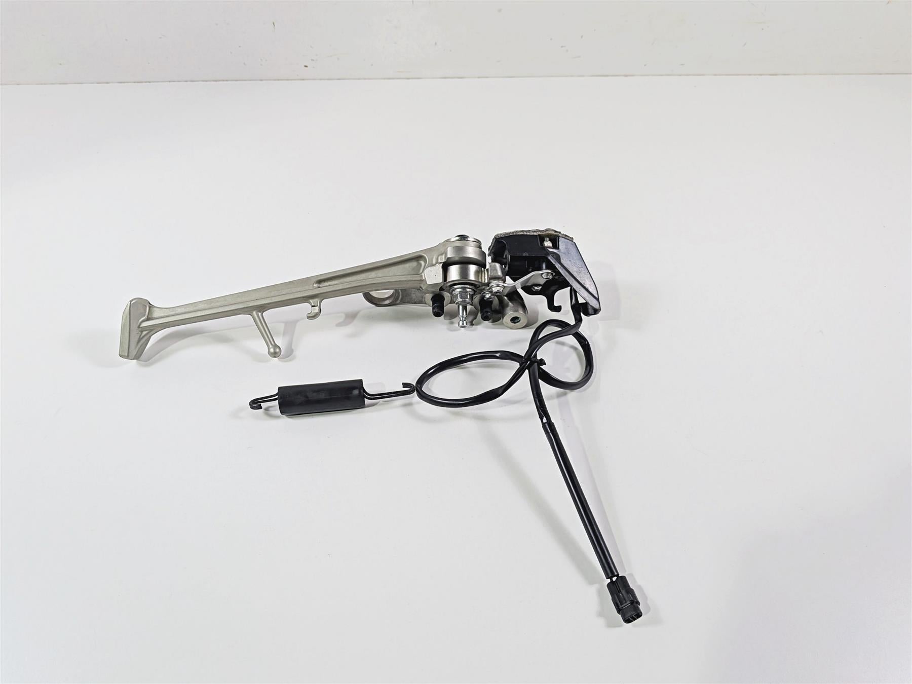 2023 Yamaha MT10 MTN1000 Side Kick Stand Kickstand & Switch B67-27311-00-00 {{ shop.shopifyCountryName }} - Mototech271